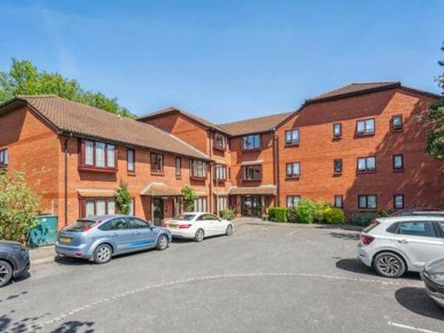 House for sale in Bushey