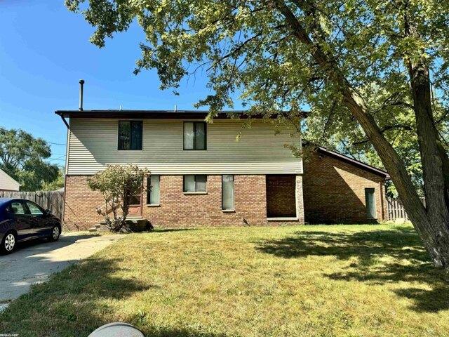 House for sale in Clinton Township