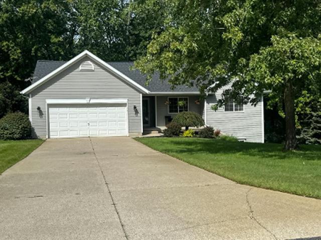 House for sale in Algoma Township, Kent County