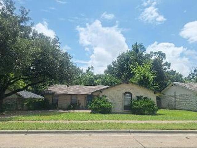 House for sale in Garland House for sale in Garland