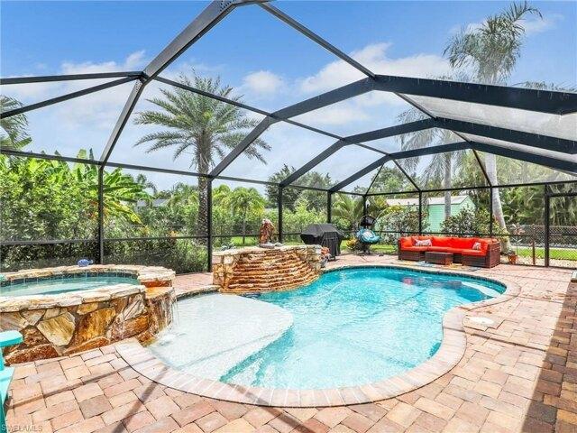 House for sale in Bonita Springs