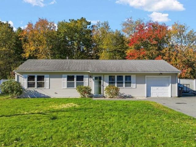 House for sale in Dartmouth, Bristol County