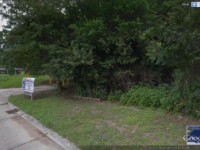 Land for sale in Destrehan, Louisiana