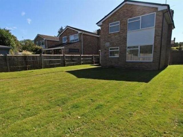 House for rent in Perryfields, West Sussex
