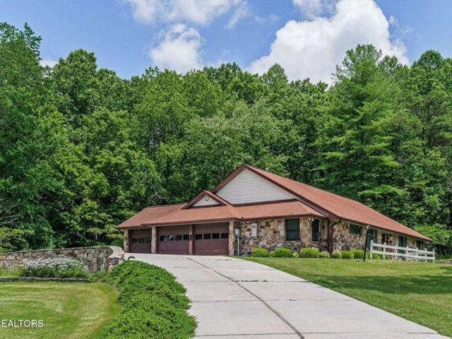 House for sale in Sparta