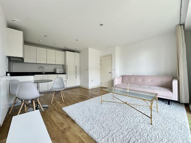 Apartment for rent in Royal Borough of Greenwich, Greater London
