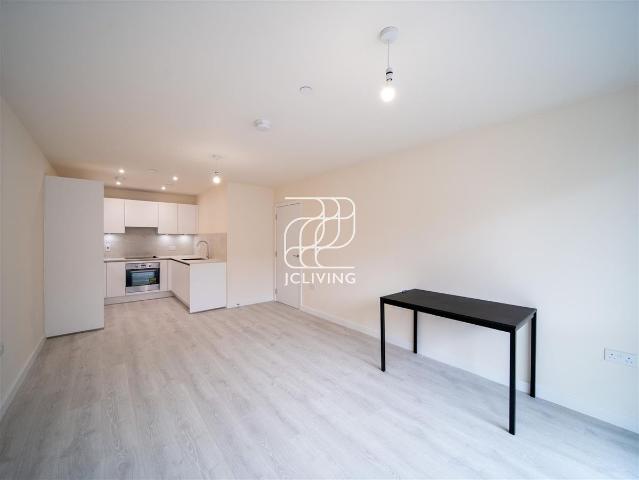 Apartment for rent in Harrow On The Hill, Greater London