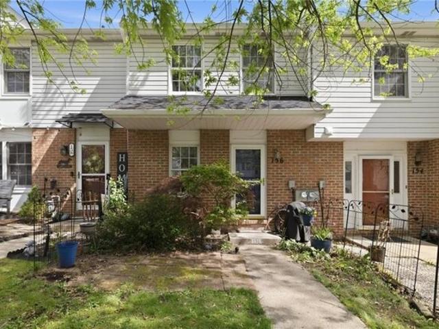 House for sale in Strabane, Pennsylvania