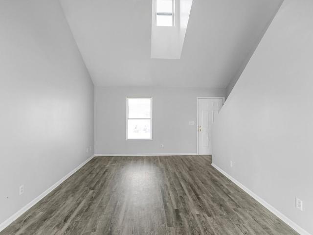 Apartment for rent in Carrollton, Michigan