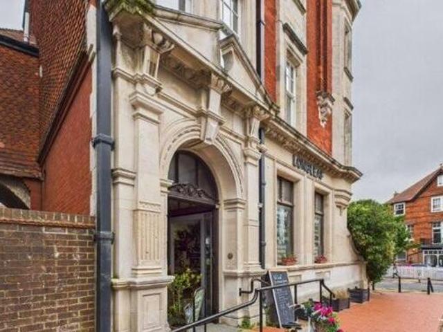 House for rent in Holywell, Eastbourne