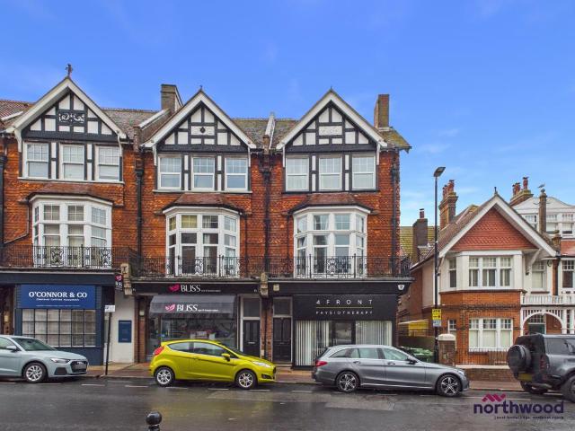 Apartment for rent in Holywell, Eastbourne