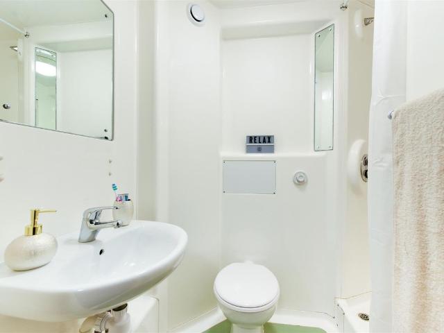 Studio for rent in Ballindoch, Scotland
