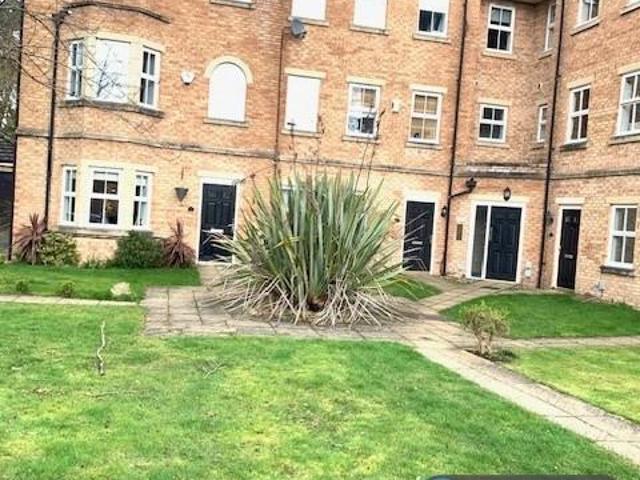 Apartment for rent in Moor Allerton, Leeds