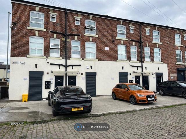 Apartment for rent in Little London, West Yorkshire
