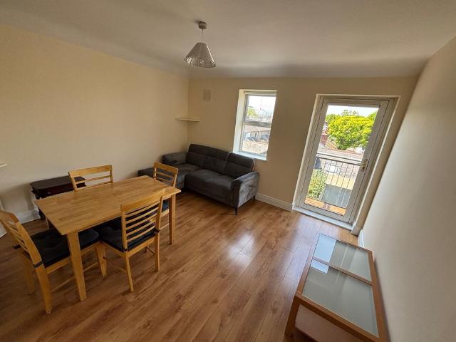 Apartment to rent in Bluebell, North Tipperary