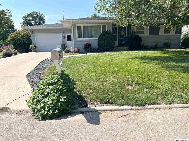 House for sale in Osage