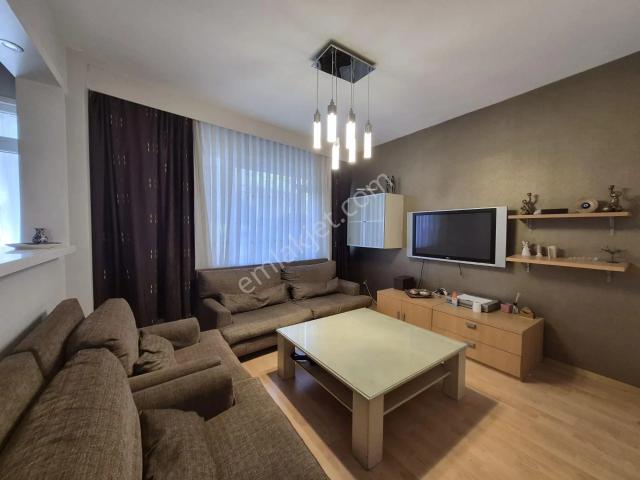 Gülbahar Mahallesi, Şişli içerisinde kiralık mülk