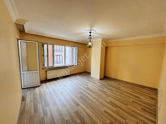 Mecidiyeköy Mahallesi, Şişli içerisinde kiralık mülk