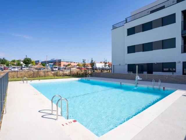 Apartamento en alquiler en Meco, Madrid