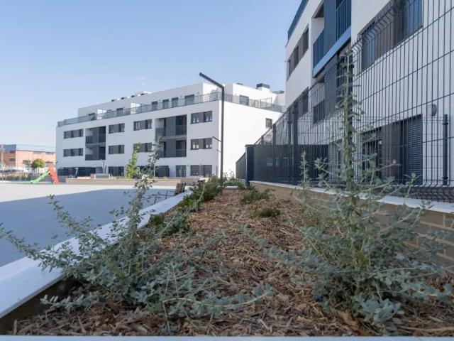 Apartamento en alquiler en Meco, Madrid