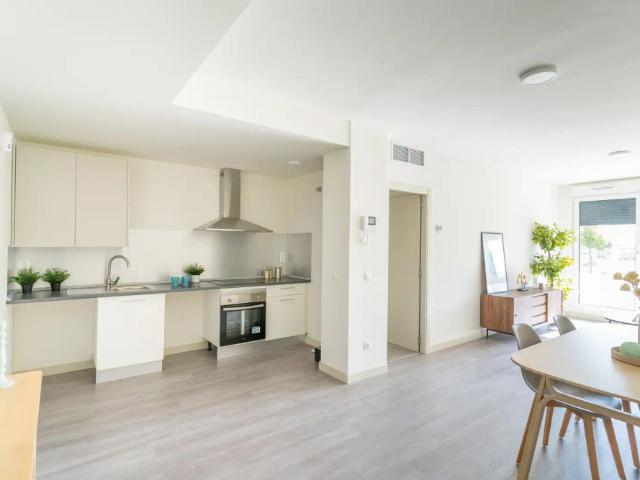 Apartamento en alquiler en Meco, Madrid