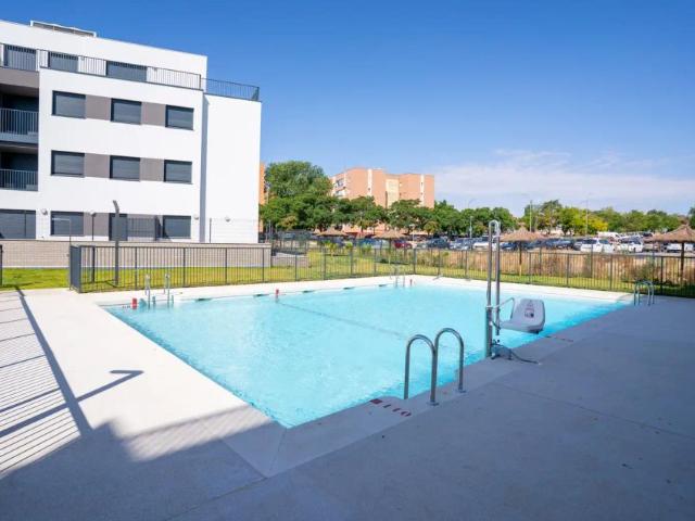 Apartamento en alquiler en Meco, Madrid