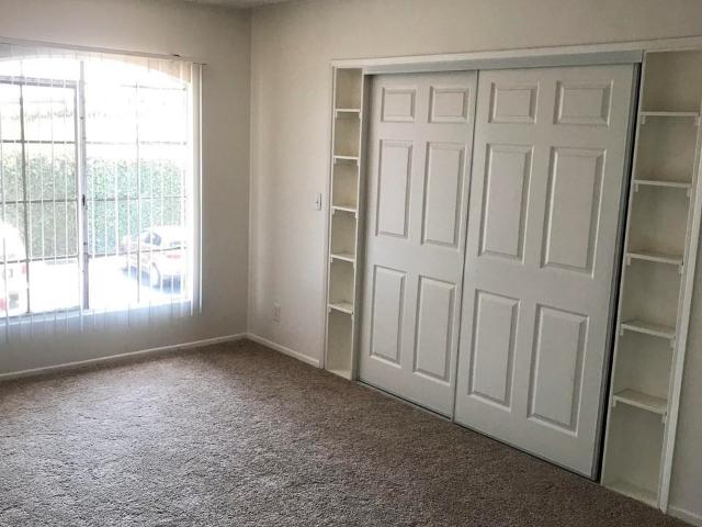 Apartment for rent in Tustin, California