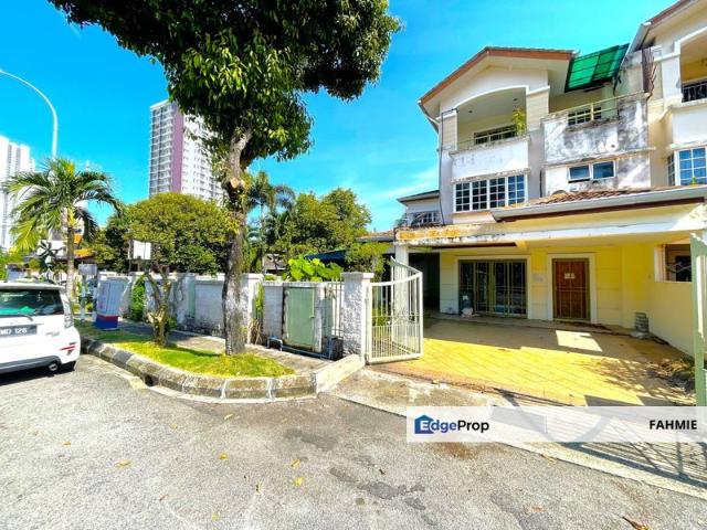 House for sale in Country Heights Damansara, Kuala Lumpur