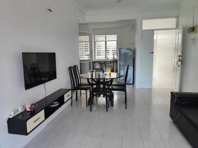 Apartment for rent in Farlim, George Town