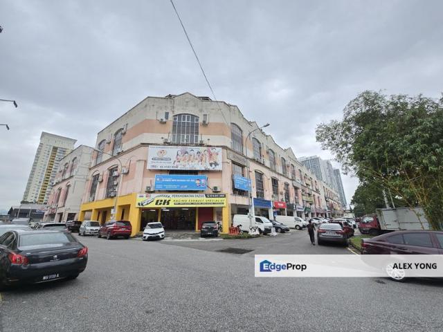 Shop for rent in Country Heights Damansara, Kuala Lumpur