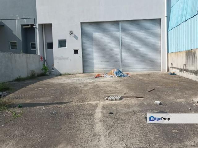 Warehouse for sale in Sendayan Village, Negeri Sembilan