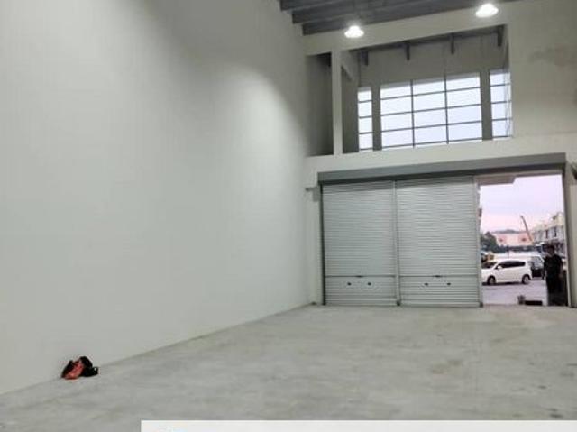 Warehouse for rent in Sendayan Village, Negeri Sembilan