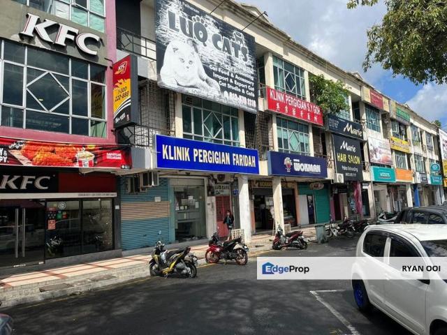 Shop for sale in Medan Putra II, Kampong Berjaya