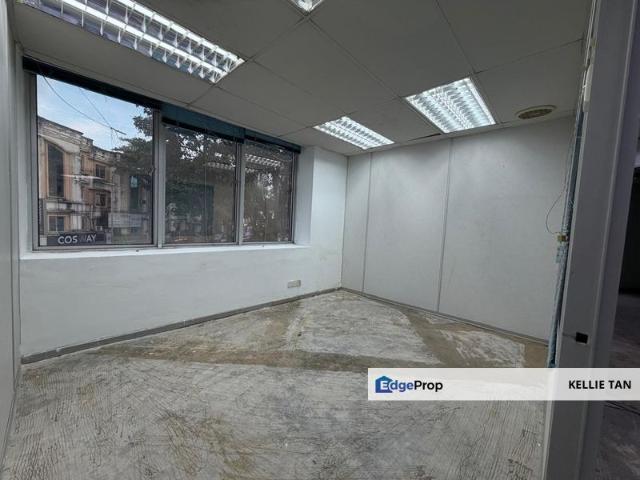 Shop for rent in Kuala Lumpur, Country Heights Damansara