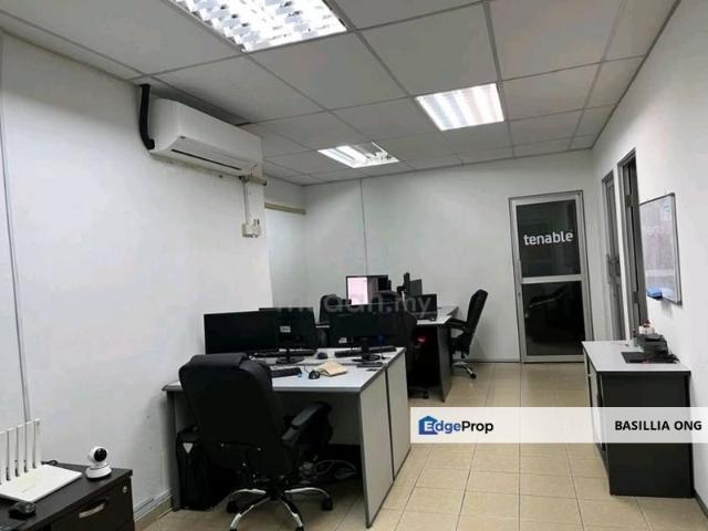 Shop for rent in Medan Putra, Kepong