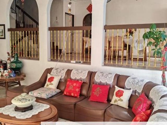 House for sale in Island Park, George Town