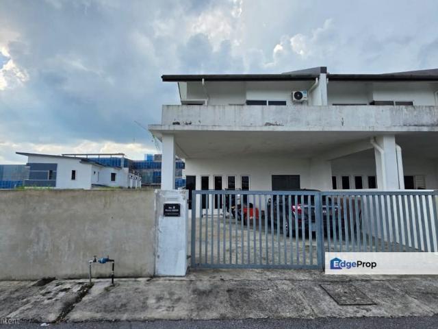 House for sale in Samarahan, Melaban