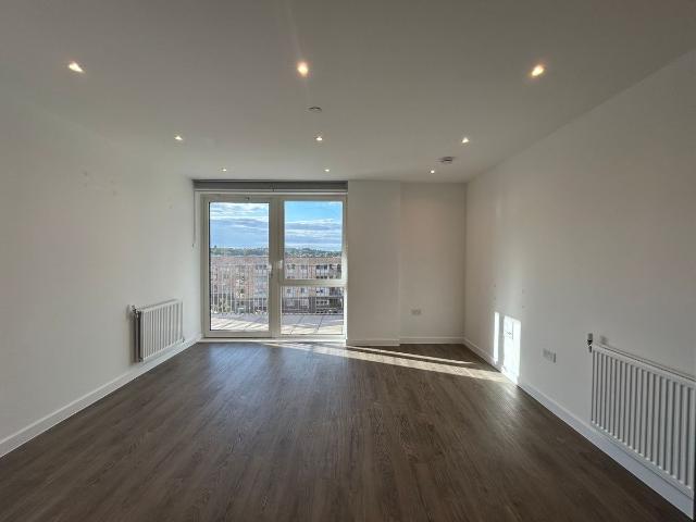 House for rent in Mill Hill, Greater London