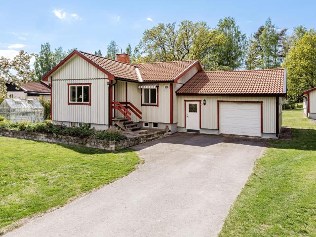 Villa till salu i Motala, Östergötland