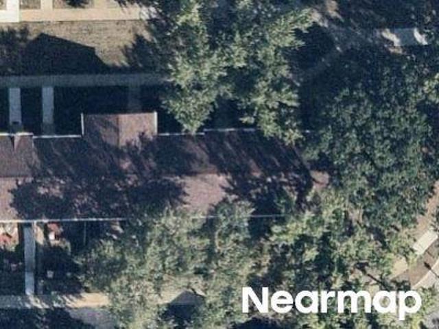 Townhouse for sale in Streamwood, Illinois