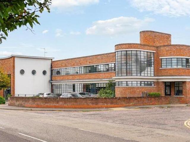 House for sale in Hertford, Colliers End