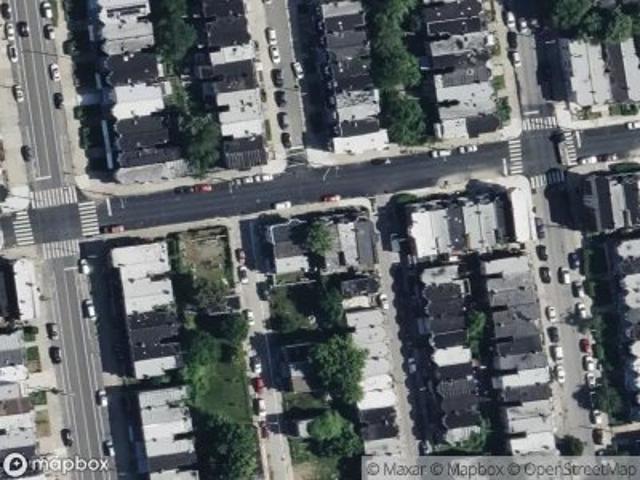 Townhouse for sale in Carroll Park, Philadelphia