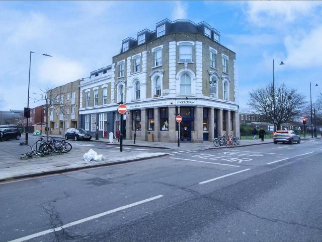 Apartment for rent in Lower Clapton, Greater London