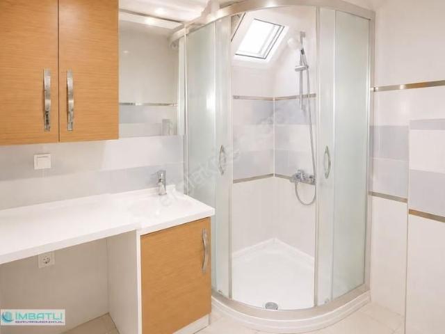Karşiyaka, İzmir içerisinde kiralık mülk