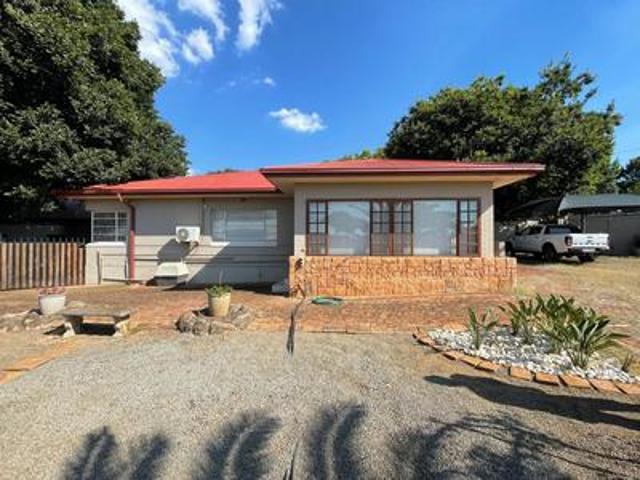 Commercial for rent in Centurion, Gauteng