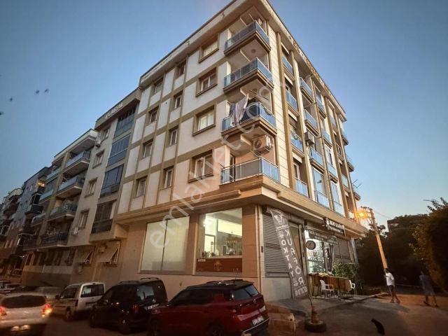 Örnekköy Mahallesi, Karşıyaka içerisinde kiralık mülk