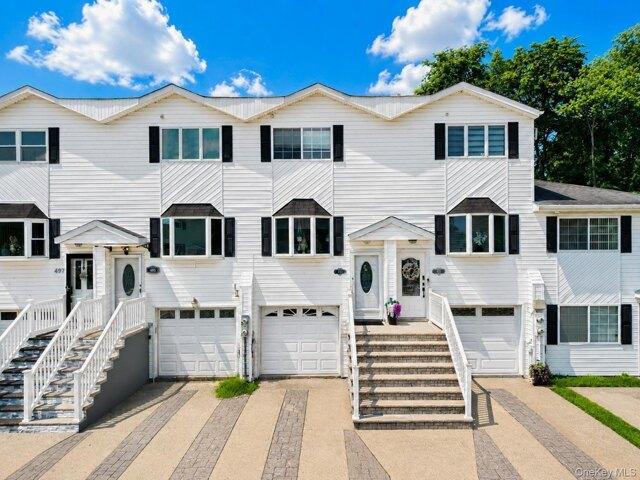 House for sale in Arverne, New York