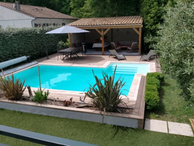 Maison vente à Saintes, Médis