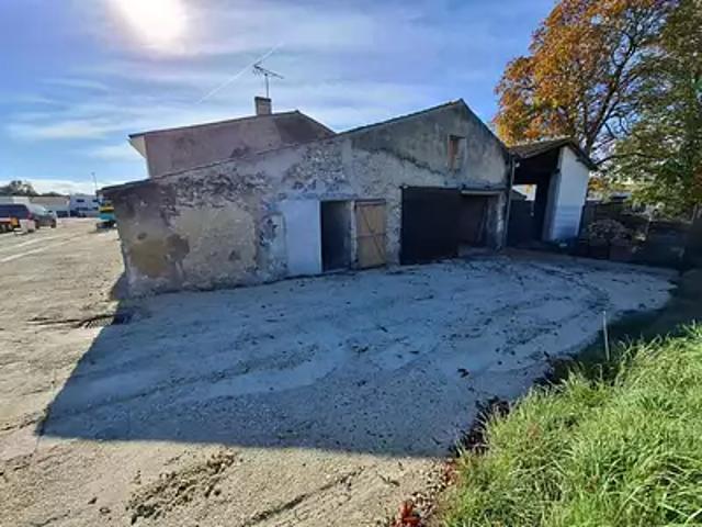 Maison vente à Saintes, Médis