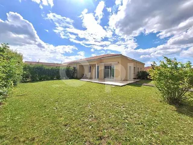 Maison vente à Saintes, Médis